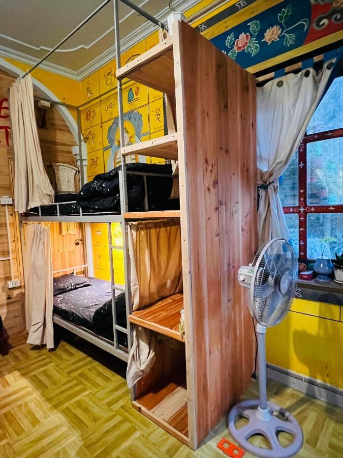 Saigonese Trekking House Apartment Sa Pa Exterior foto