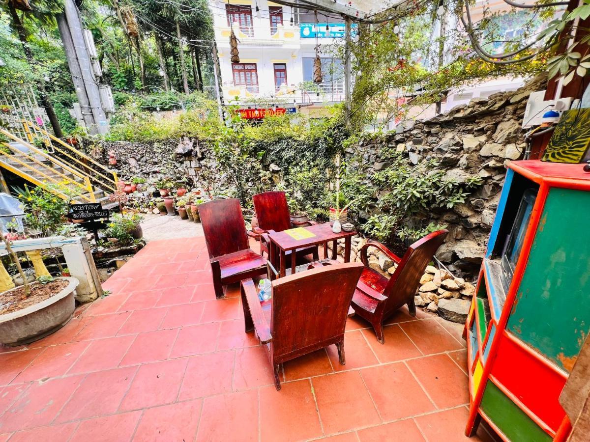 Saigonese Trekking House Apartment Sa Pa Exterior foto